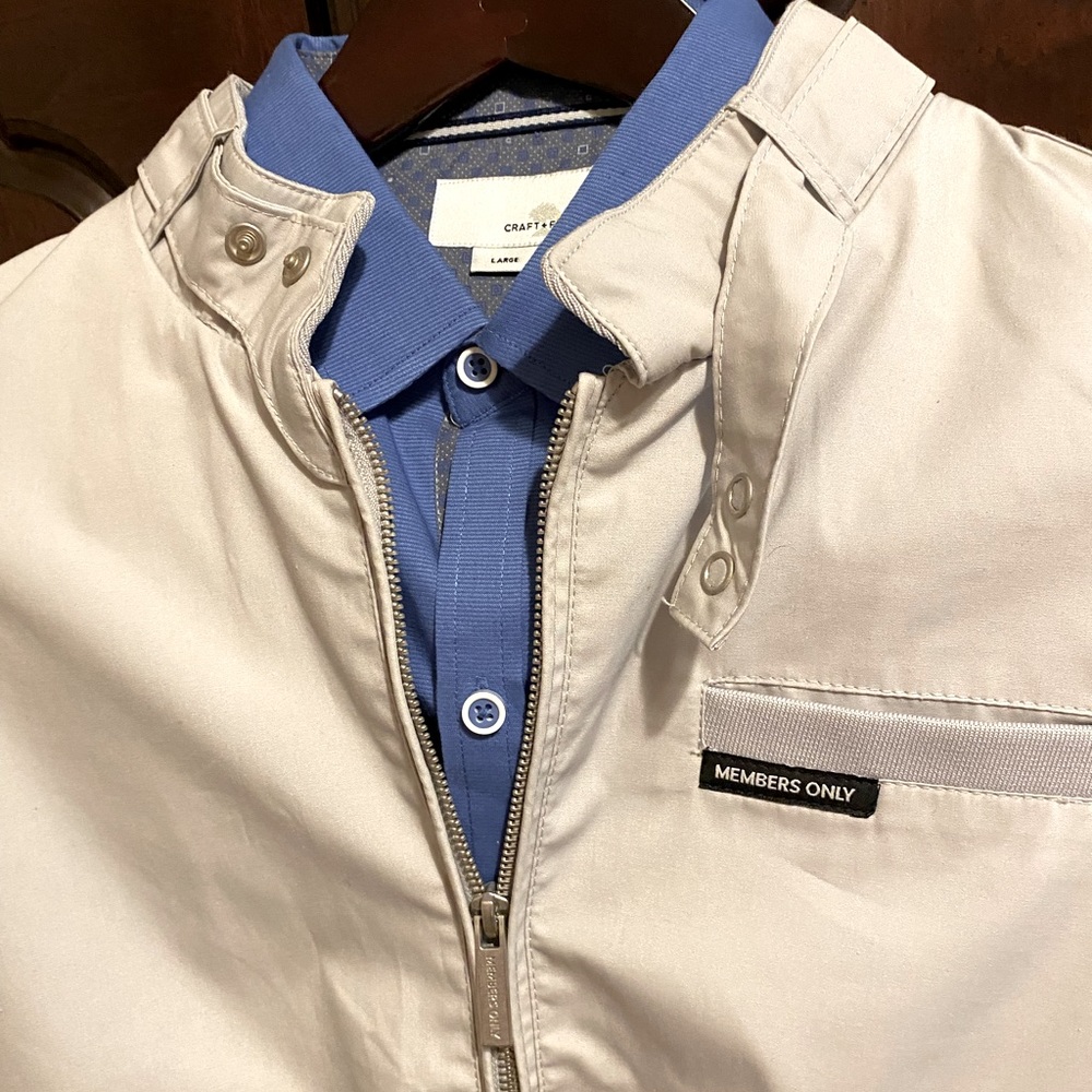 Men’s Large jacket. Members Only. Perfect condition. Worn once.